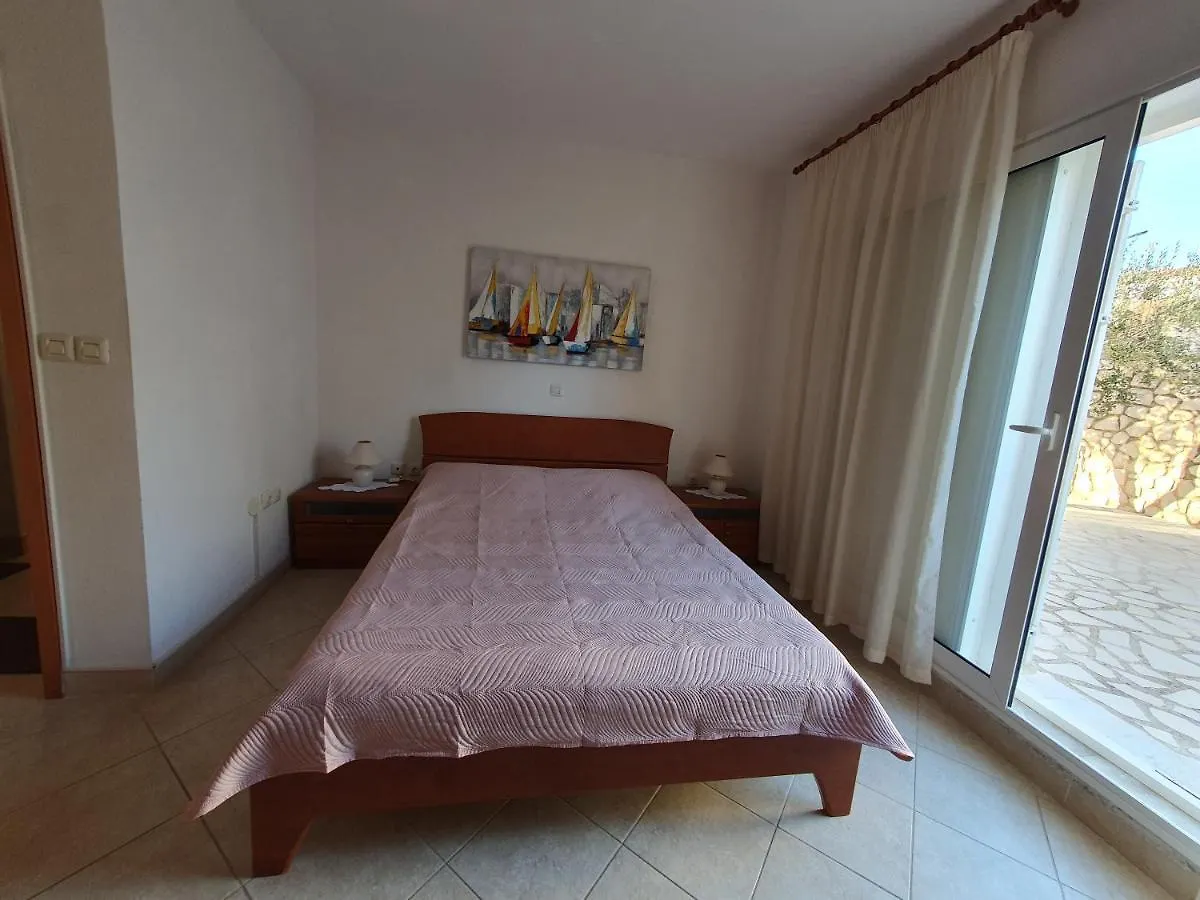 Olive Garden Pag Studio Apartment Pag Town