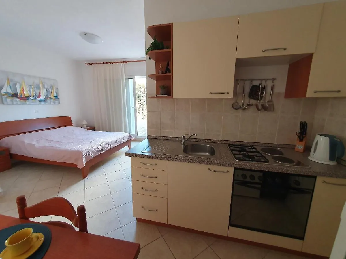 Olive Garden Pag Studio Apartment Pag Town 0*,  Kroatien